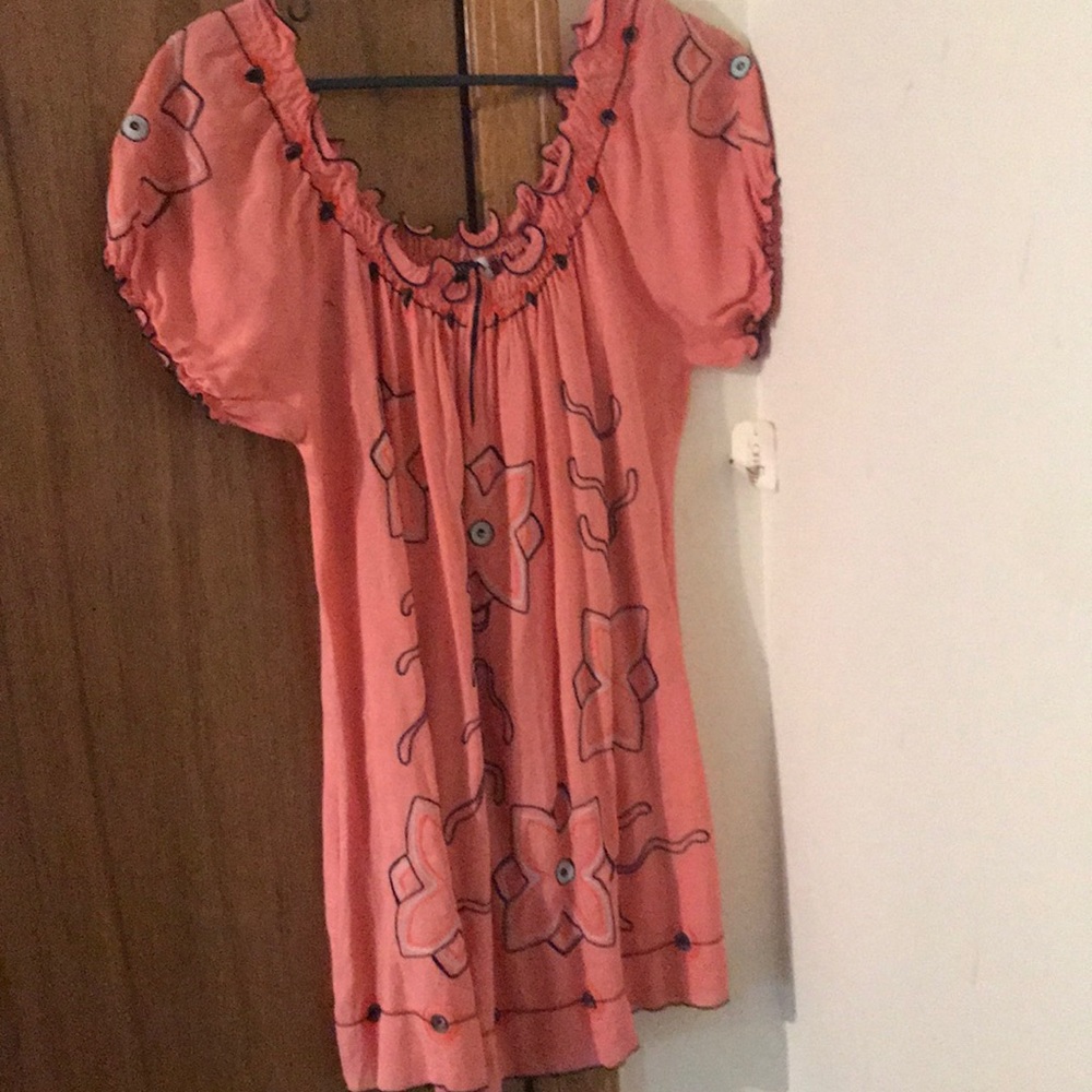 Never worn coral color
